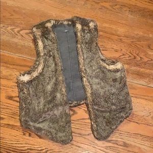 Aerie Faux Fur Vest
